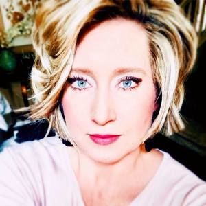 Meet your Posher, Clare